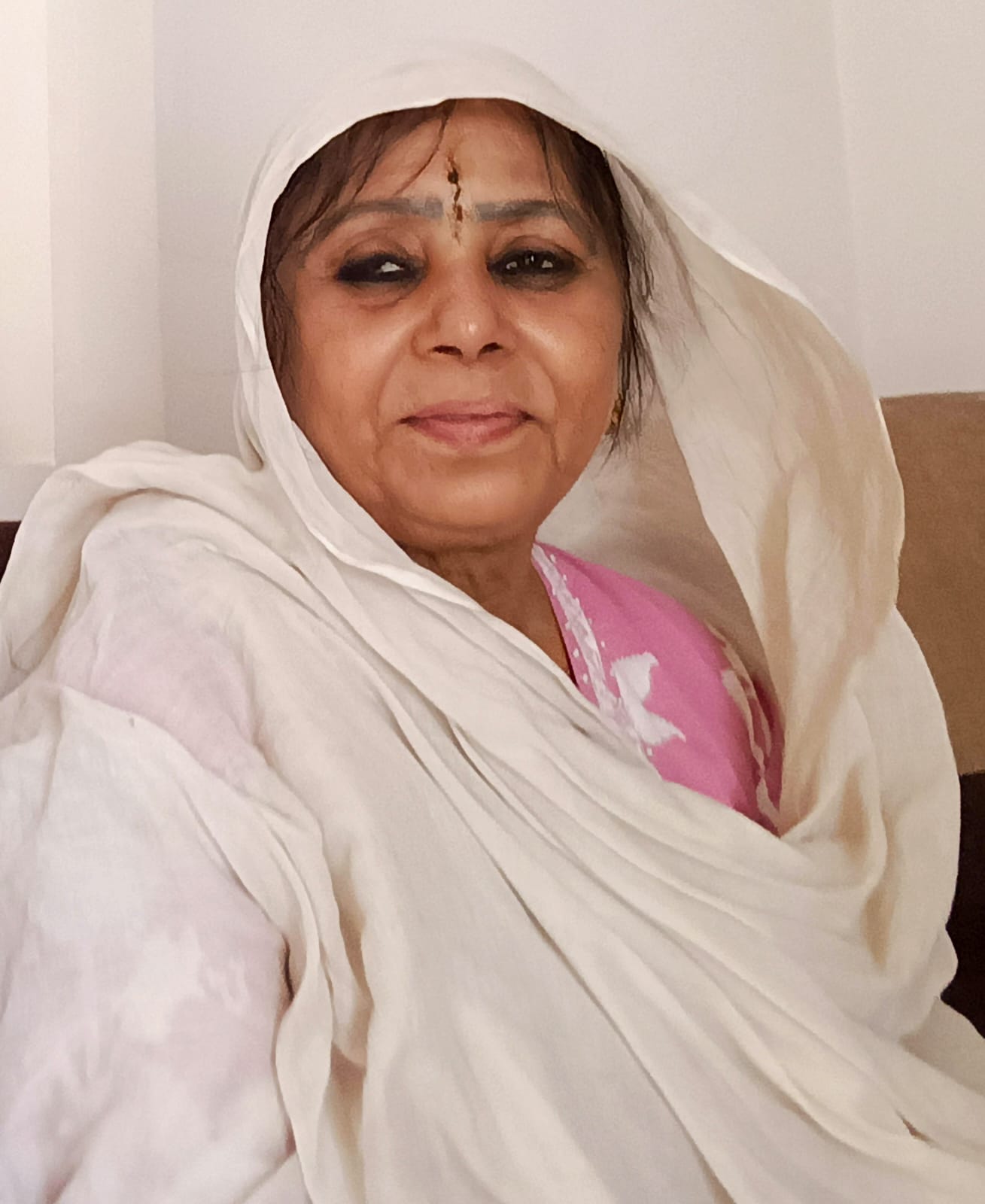 राहुल और प्रियंका छोटे थे इस लिए चार बार टिकट कटने के बाद भी सोनिया से नही की शिकायत