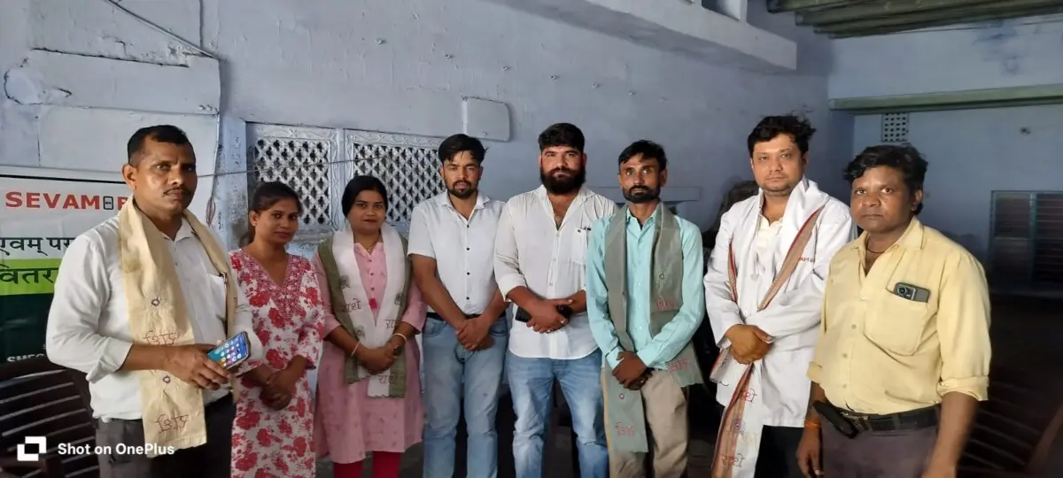 सीता नगर में बजरंग दल का चिकित्सा शिविर और पर्यावरण बचाने की कवायद सीता नगर में बजरंग दल का चिकित्सा शिविर और पर्यावरण बचाने की कवायद