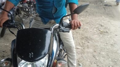 बाइक बरामद हुईं , चोर पकडा गया… फिर किसके दबाव में खामोश है नेबुआ नौरंगिया पुलिस?