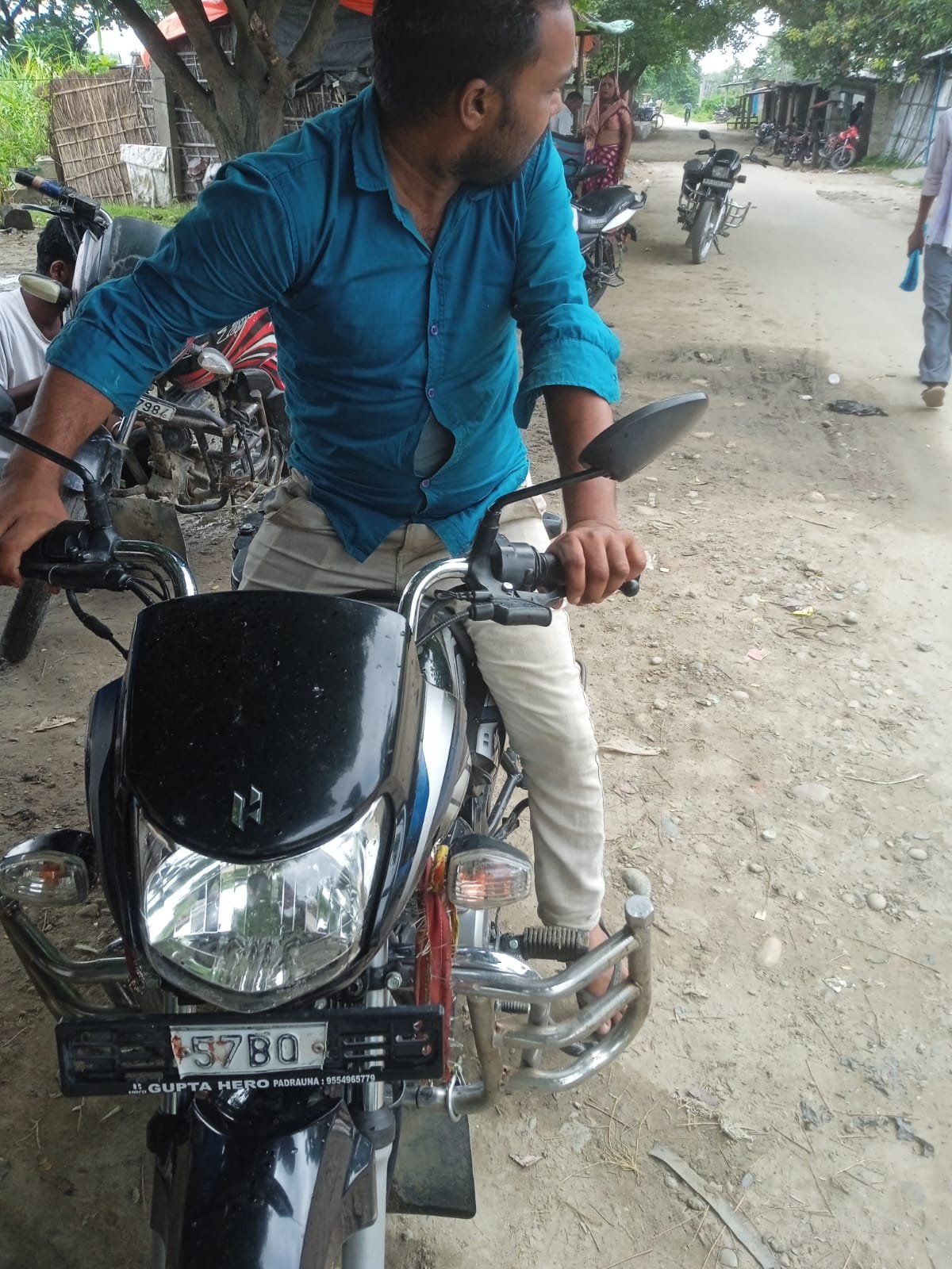 बाइक बरामद हुईं , चोर पकडा गया… फिर किसके दबाव में खामोश है नेबुआ नौरंगिया पुलिस?