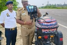 सिद्धार्थनगर में ओवरस्पीड में चल रहे वाहनों पर लगाम लगाने हेतु यातायात पुलिस द्वारा वाहन चालकों को किया गया जागरुक तथा नियमो के उलंघन करने वालों के विरुद्ध चालान की कार्यवाही की गयी।