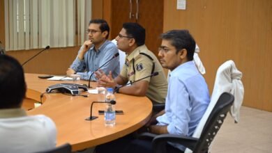 गरबा, डांडिया एवं दुर्गा पूजा समितियों की बैठक लेकर जिला प्रशासन एवं पुलिस प्रशासन ने दिए आवश्यक दिशा-निर्देश