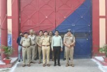 सिद्धार्थनगर जिलाधिकारी व वरिष्ठ पुलिस अधीक्षक द्वारा जिला कारागार सिद्धार्थनगर का निरीक्षण किया गया तथा सम्बन्धित को आवश्यक दिशा-निर्देश दिया गया ।